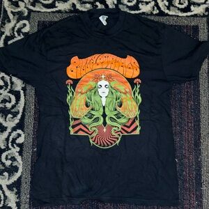 Selling a Brand new Billy Strings black tour shirt. It is a size medium.